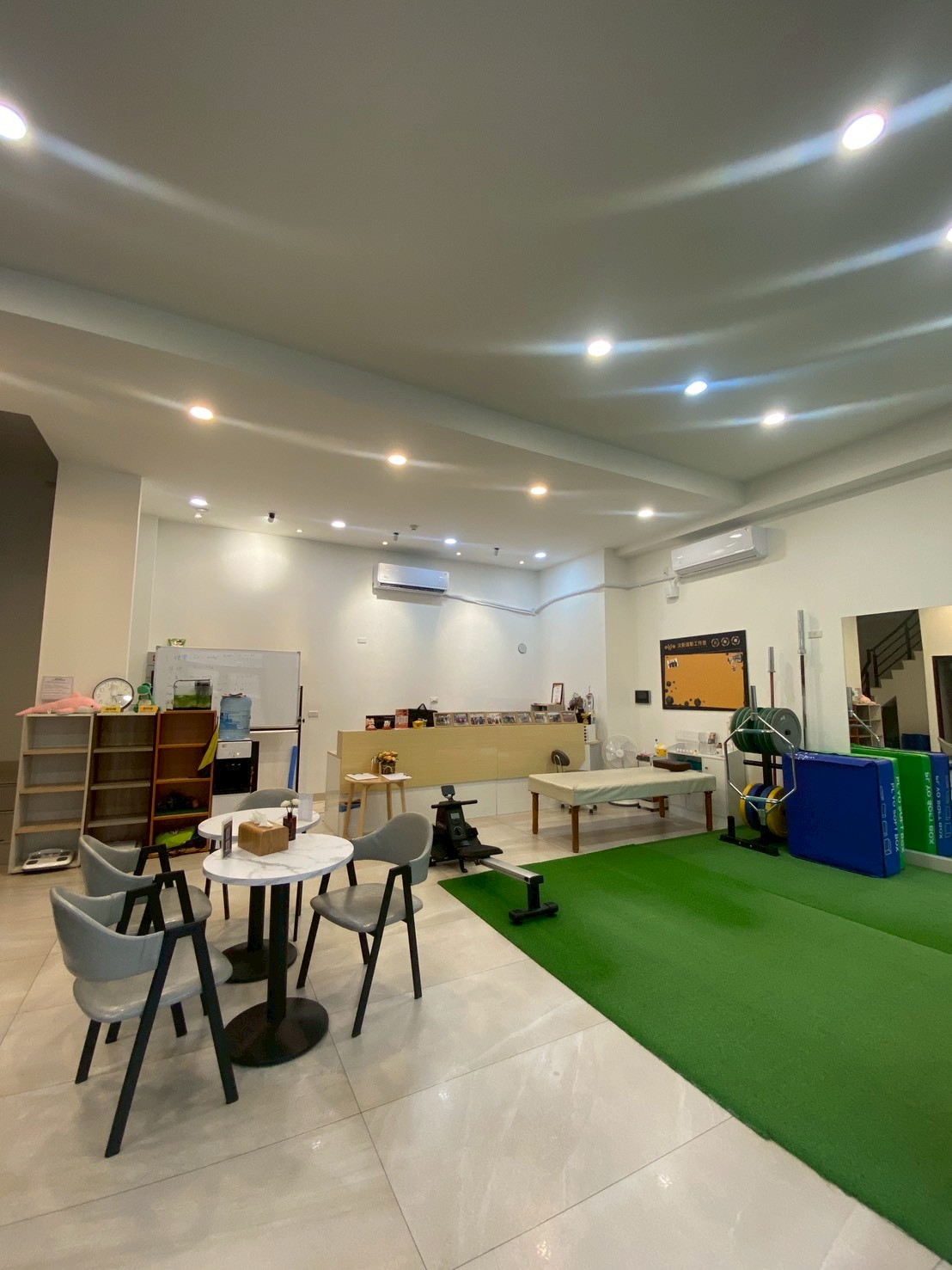 LINE_ALBUM_環境照_260402_4